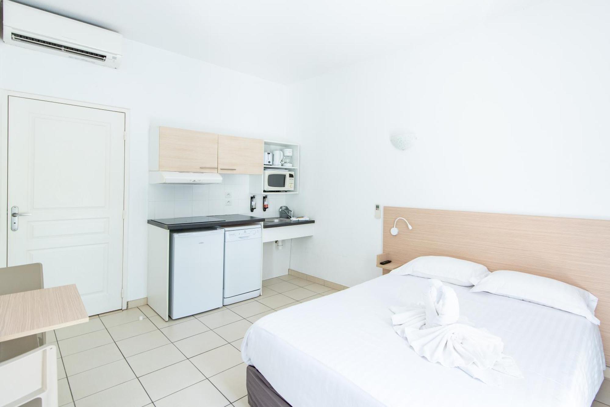 Comfort Aparthotel Frejus La Tour De Mare Room photo