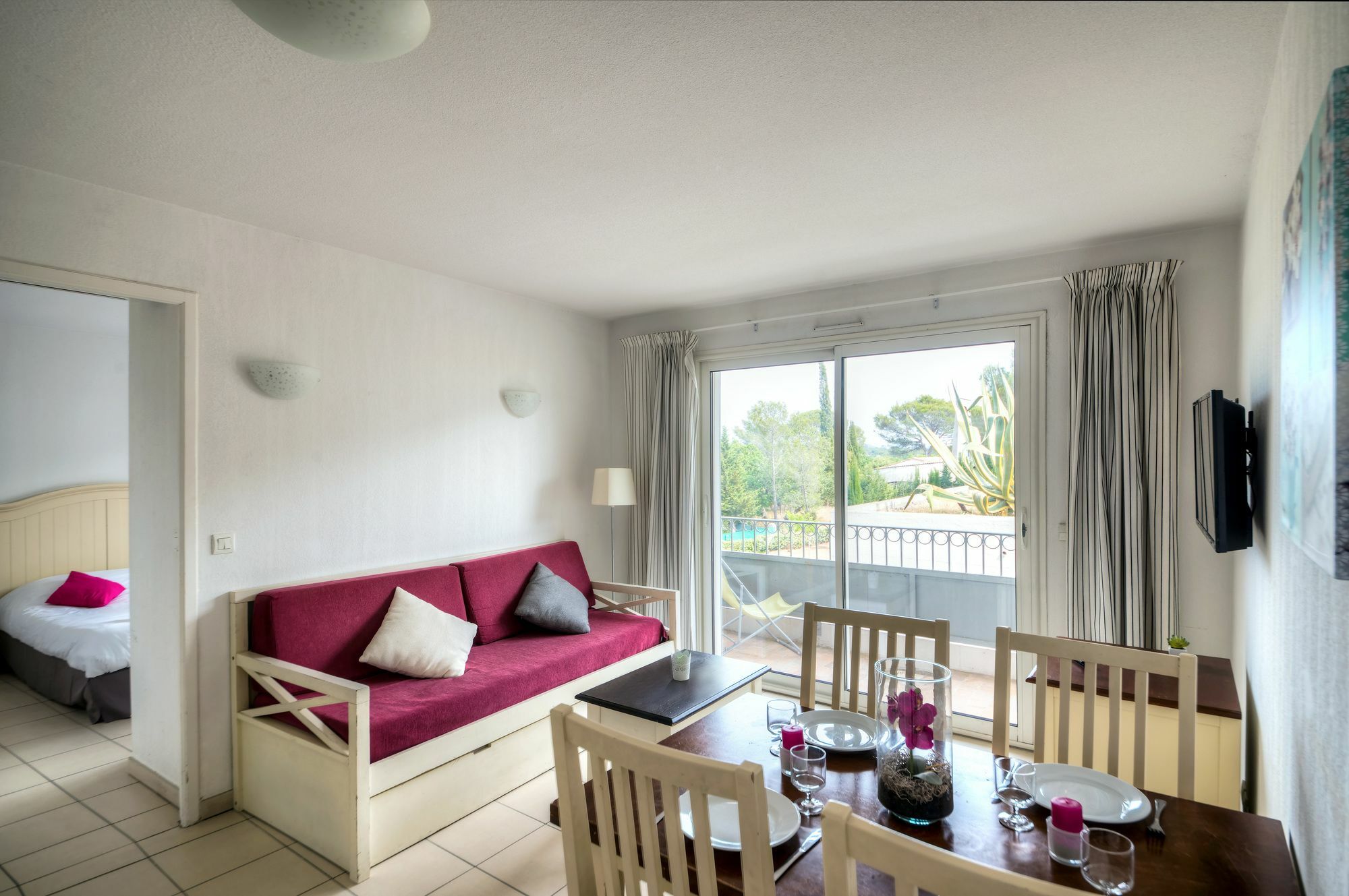 Comfort Aparthotel Frejus La Tour De Mare Exterior photo